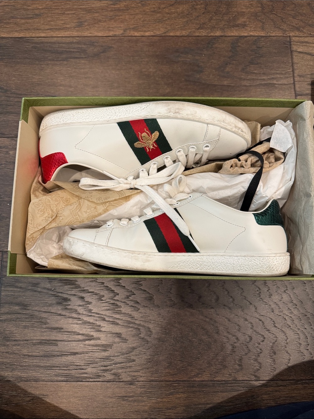 Gucci White Leather Sneakers with Red & Green Web Stripe